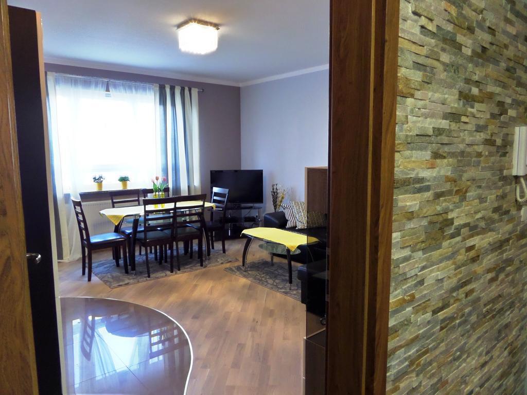 Apartamenty Silver Premium Varşovia Cameră foto