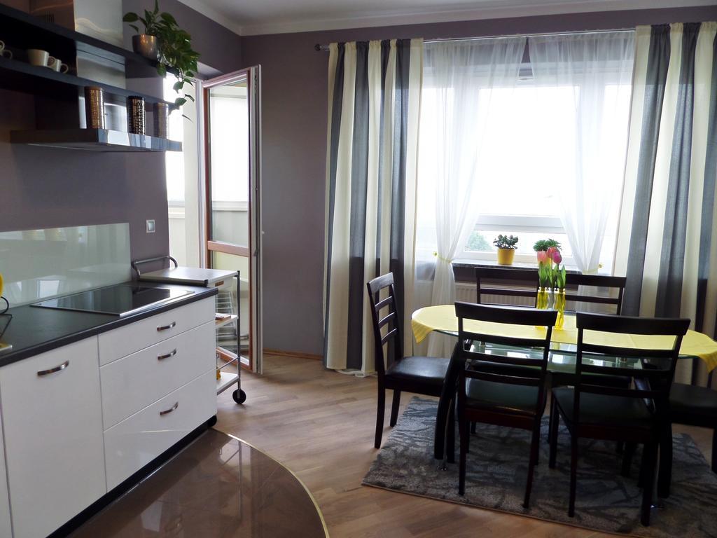 Apartamenty Silver Premium Varşovia Exterior foto